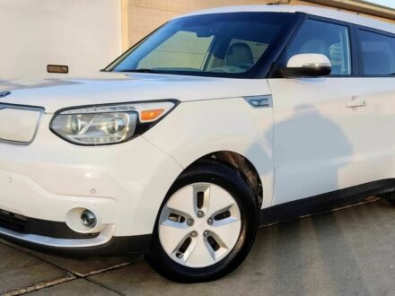 Белый Киа Soul, объемом двигателя 0 л и пробегом 78 тыс. км за 1900 $, фото 1 на Automoto.ua