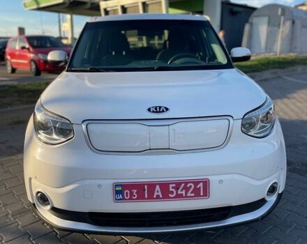 Белый Киа Soul, объемом двигателя 0 л и пробегом 176 тыс. км за 6700 $, фото 1 на Automoto.ua
