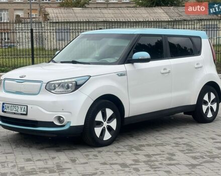Белый Киа Soul, объемом двигателя 0 л и пробегом 103 тыс. км за 7450 $, фото 1 на Automoto.ua