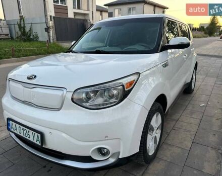 Білий Кіа Soul, об'ємом двигуна 0 л та пробігом 92 тис. км за 6300 $, фото 1 на Automoto.ua