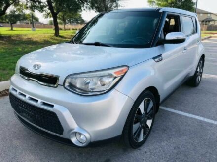 Білий Кіа Soul, об'ємом двигуна 2 л та пробігом 88 тис. км за 2200 $, фото 1 на Automoto.ua