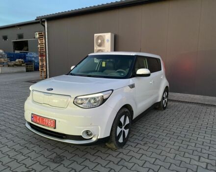 Белый Киа Soul, объемом двигателя 0 л и пробегом 109 тыс. км за 7400 $, фото 1 на Automoto.ua