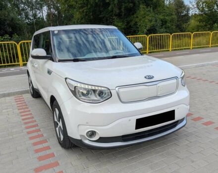 Білий Кіа Soul, об'ємом двигуна 0 л та пробігом 45 тис. км за 5867 $, фото 1 на Automoto.ua