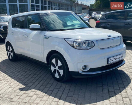 Білий Кіа Soul, об'ємом двигуна 0 л та пробігом 132 тис. км за 7999 $, фото 1 на Automoto.ua
