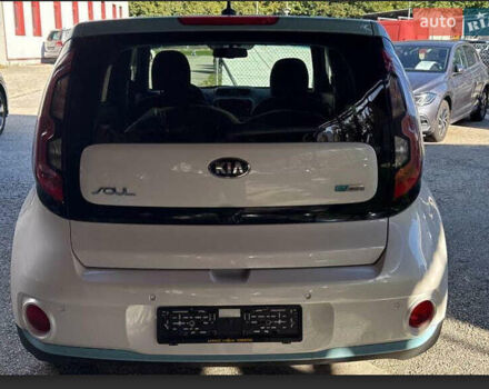 Білий Кіа Soul, об'ємом двигуна 0 л та пробігом 49 тис. км за 6290 $, фото 1 на Automoto.ua