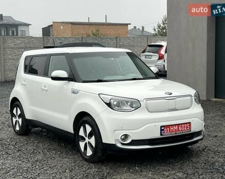Білий Кіа Soul, об'ємом двигуна 0 л та пробігом 119 тис. км за 6650 $, фото 1 на Automoto.ua