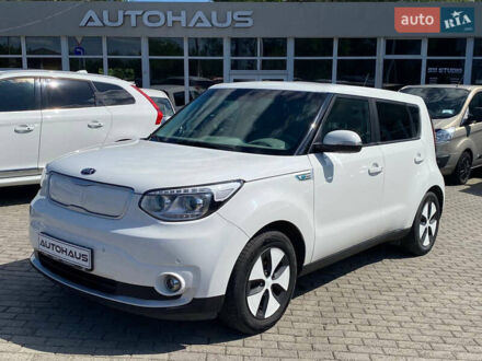 Киа Soul 2016 в Житомире на Automoto.ua Белый Киа Soul, объемом двигателя 0 л и пробегом 132 тыс. км за 8500 $, фото 1 на Automoto.ua