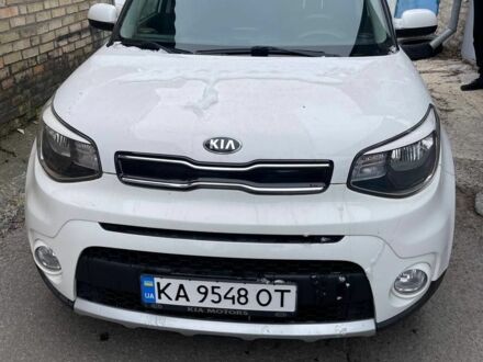Белый Киа Soul, объемом двигателя 2 л и пробегом 72 тыс. км за 11000 $, фото 1 на Automoto.ua