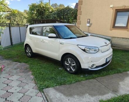 Білий Кіа Soul, об'ємом двигуна 0 л та пробігом 177 тис. км за 10298 $, фото 1 на Automoto.ua
