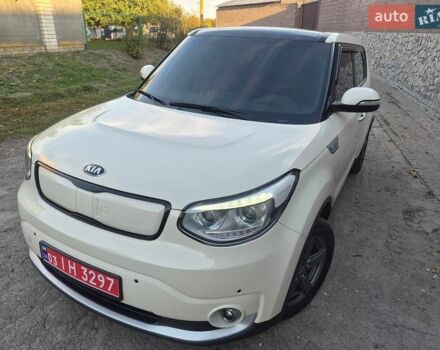 Белый Киа Soul, объемом двигателя 0 л и пробегом 94 тыс. км за 8700 $, фото 1 на Automoto.ua