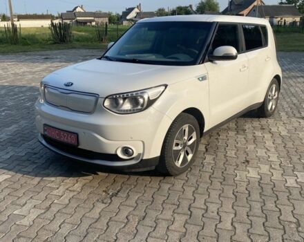 Белый Киа Soul, объемом двигателя 0 л и пробегом 161 тыс. км за 6800 $, фото 1 на Automoto.ua