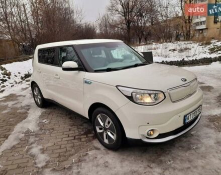 Білий Кіа Soul, об'ємом двигуна 0 л та пробігом 167 тис. км за 10200 $, фото 1 на Automoto.ua
