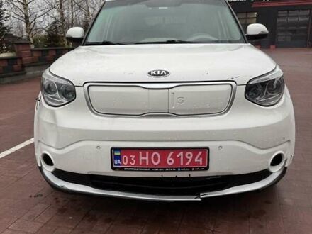 Білий Кіа Soul, об'ємом двигуна 0 л та пробігом 153 тис. км за 8300 $, фото 1 на Automoto.ua