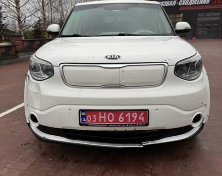 Белый Киа Soul, объемом двигателя 0 л и пробегом 153 тыс. км за 8300 $, фото 1 на Automoto.ua