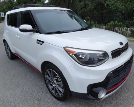 Белый Киа Soul, объемом двигателя 1.6 л и пробегом 48 тыс. км за 6000 $, фото 1 на Automoto.ua