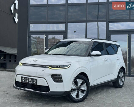 Белый Киа Soul, объемом двигателя 0 л и пробегом 122 тыс. км за 16300 $, фото 1 на Automoto.ua