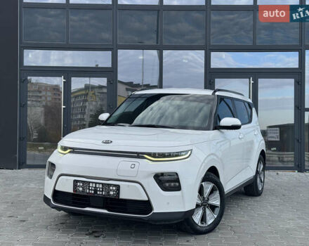 Белый Киа Soul, объемом двигателя 0 л и пробегом 123 тыс. км за 15950 $, фото 1 на Automoto.ua