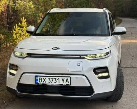Белый Киа Soul, объемом двигателя 0 л и пробегом 35 тыс. км за 19376 $, фото 1 на Automoto.ua