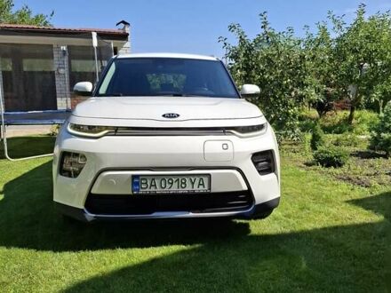 Белый Киа Soul, объемом двигателя 0 л и пробегом 73 тыс. км за 18200 $, фото 1 на Automoto.ua