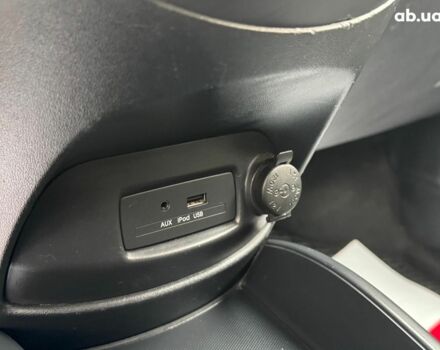 Бежевый Киа Soul, объемом двигателя 1.6 л и пробегом 289 тыс. км за 6690 $, фото 20 на Automoto.ua