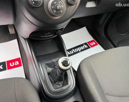 Бежевый Киа Soul, объемом двигателя 1.6 л и пробегом 289 тыс. км за 6690 $, фото 19 на Automoto.ua