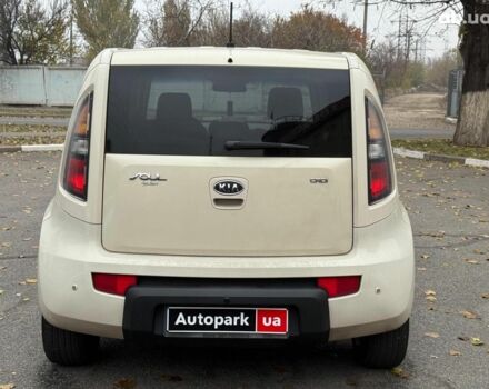 Бежевый Киа Soul, объемом двигателя 1.6 л и пробегом 289 тыс. км за 6690 $, фото 5 на Automoto.ua