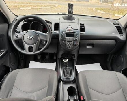 Бежевый Киа Soul, объемом двигателя 1.6 л и пробегом 289 тыс. км за 6690 $, фото 14 на Automoto.ua