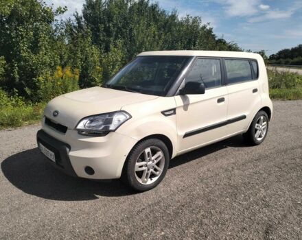 Бежевый Киа Soul, объемом двигателя 1.6 л и пробегом 233 тыс. км за 5499 $, фото 2 на Automoto.ua