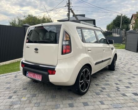 Бежевий Кіа Soul, об'ємом двигуна 1.6 л та пробігом 230 тис. км за 5700 $, фото 10 на Automoto.ua