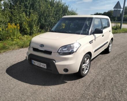 Бежевый Киа Soul, объемом двигателя 1.6 л и пробегом 233 тыс. км за 5499 $, фото 1 на Automoto.ua