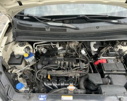 Бежевий Кіа Soul, об'ємом двигуна 1.6 л та пробігом 230 тис. км за 5700 $, фото 2 на Automoto.ua