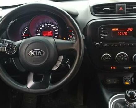 Бежевый Киа Soul, объемом двигателя 1.6 л и пробегом 144 тыс. км за 11000 $, фото 6 на Automoto.ua