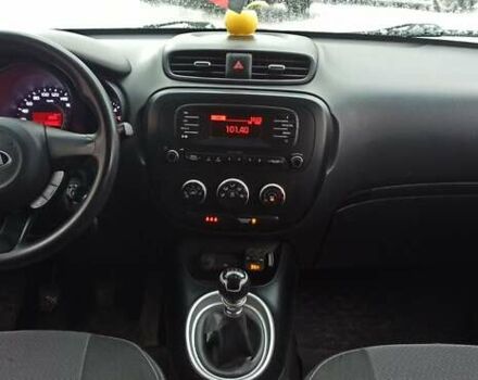 Бежевый Киа Soul, объемом двигателя 1.6 л и пробегом 144 тыс. км за 11000 $, фото 7 на Automoto.ua