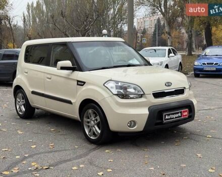 Бежевый Киа Soul, объемом двигателя 1.6 л и пробегом 289 тыс. км за 6690 $, фото 6 на Automoto.ua