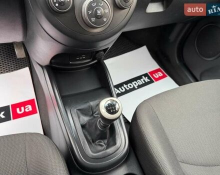 Бежевый Киа Soul, объемом двигателя 1.6 л и пробегом 289 тыс. км за 6690 $, фото 19 на Automoto.ua