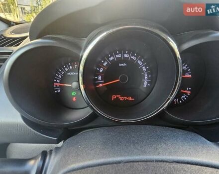 Бежевий Кіа Soul, об'ємом двигуна 1.59 л та пробігом 71 тис. км за 9800 $, фото 6 на Automoto.ua