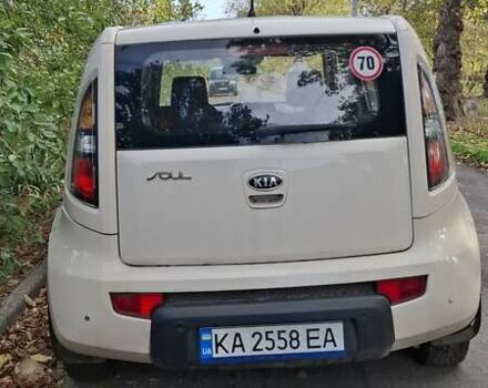 Бежевый Киа Soul, объемом двигателя 1.6 л и пробегом 107 тыс. км за 6700 $, фото 7 на Automoto.ua