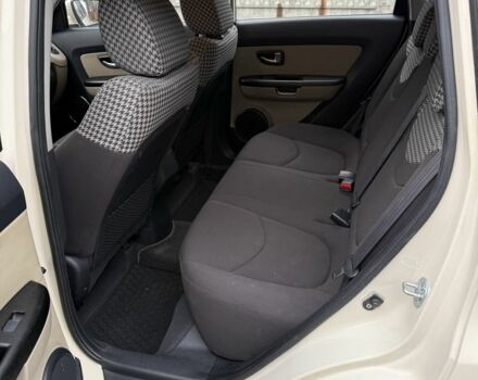 Бежевый Киа Soul, объемом двигателя 1.6 л и пробегом 160 тыс. км за 8000 $, фото 7 на Automoto.ua