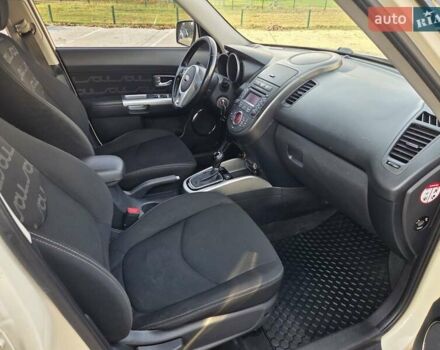 Бежевый Киа Soul, объемом двигателя 1.6 л и пробегом 115 тыс. км за 10500 $, фото 21 на Automoto.ua