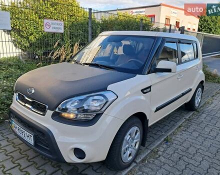Бежевий Кіа Soul, об'ємом двигуна 1.59 л та пробігом 60 тис. км за 7097 $, фото 1 на Automoto.ua