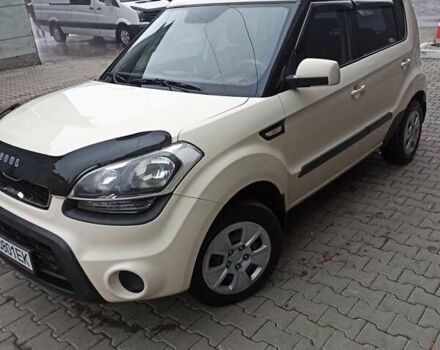 Бежевый Киа Soul, объемом двигателя 1.59 л и пробегом 193 тыс. км за 7200 $, фото 2 на Automoto.ua