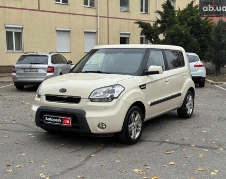 Бежевый Киа Soul, объемом двигателя 1.6 л и пробегом 289 тыс. км за 6690 $, фото 1 на Automoto.ua