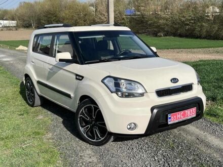 Киа Soul 2009 в Луцке на Automoto.ua Бежевый Киа Soul, объемом двигателя 0 л и пробегом 230 тыс. км за 5950 $, фото 1 на Automoto.ua