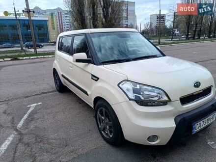 Кіа Soul 2010 у Черкасах на Automoto.ua Бежевий Кіа Soul, об'ємом двигуна 1.6 л та пробігом 240 тис. км за 7200 $, фото 1 на Automoto.ua