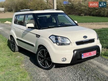 Кіа Soul 2010 у Луцьку на Automoto.ua Бежевий Кіа Soul, об'ємом двигуна 1.6 л та пробігом 230 тис. км за 5950 $, фото 1 на Automoto.ua
