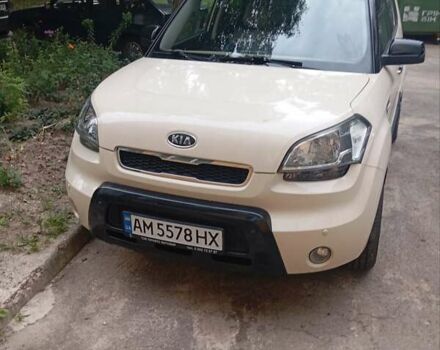 Бежевий Кіа Soul, об'ємом двигуна 1.59 л та пробігом 103 тис. км за 8000 $, фото 1 на Automoto.ua