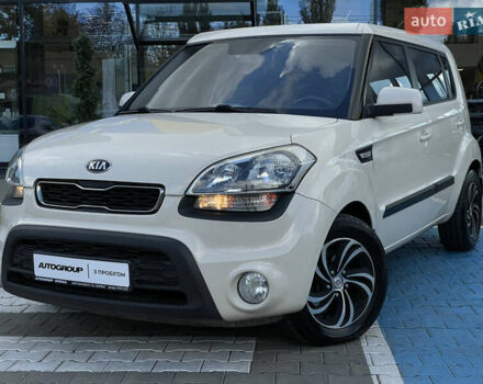 Бежевый Киа Soul, объемом двигателя 1.58 л и пробегом 141 тыс. км за 8900 $, фото 1 на Automoto.ua