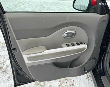Черный Киа Soul, объемом двигателя 4.2 л и пробегом 122 тыс. км за 10490 $, фото 6 на Automoto.ua