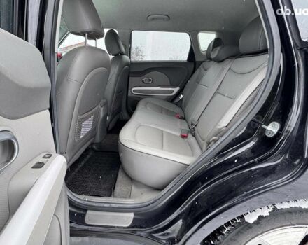 Черный Киа Soul, объемом двигателя 4.2 л и пробегом 122 тыс. км за 10490 $, фото 11 на Automoto.ua