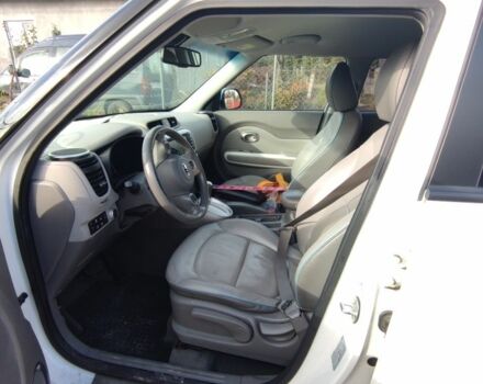 Черный Киа Soul, объемом двигателя 0 л и пробегом 122 тыс. км за 5600 $, фото 4 на Automoto.ua